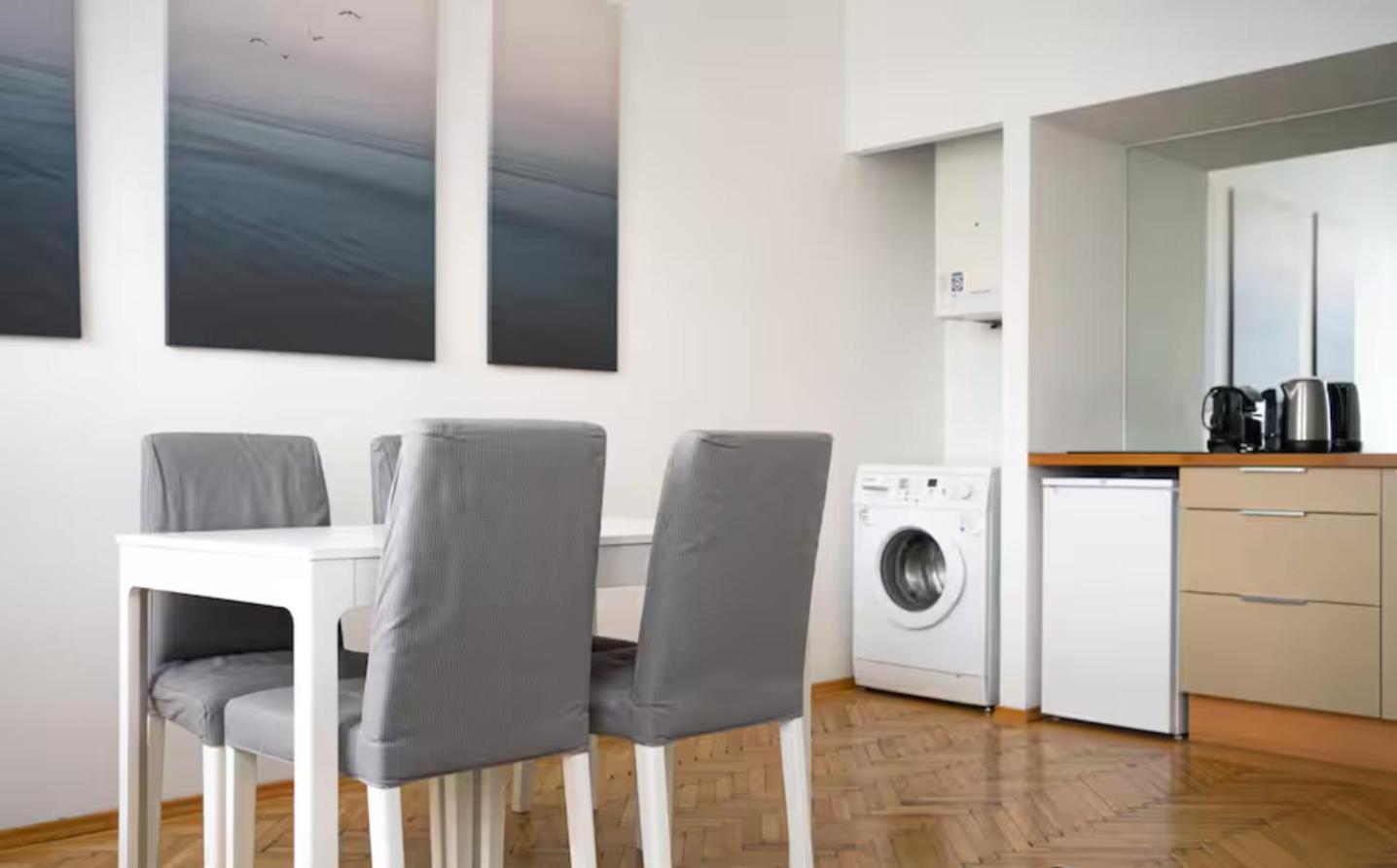 Haus Max Aparthotel 2*